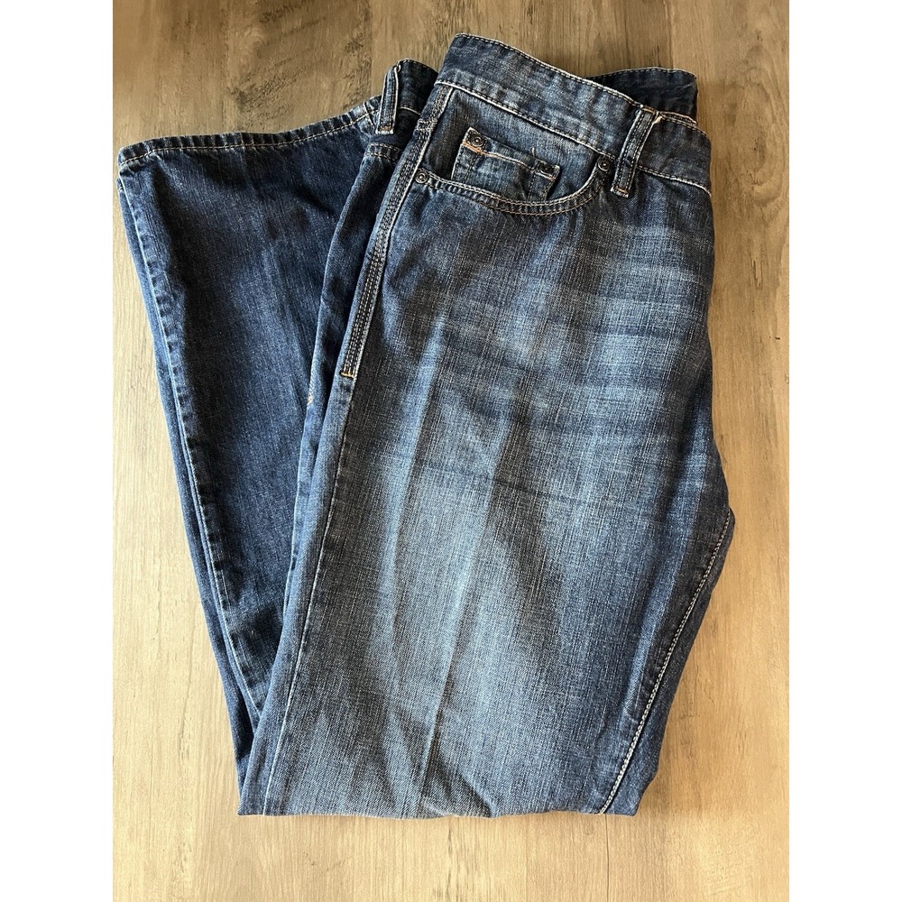 Hugo Boss Men’s Bootcut Jeans in Dark Blue Wash